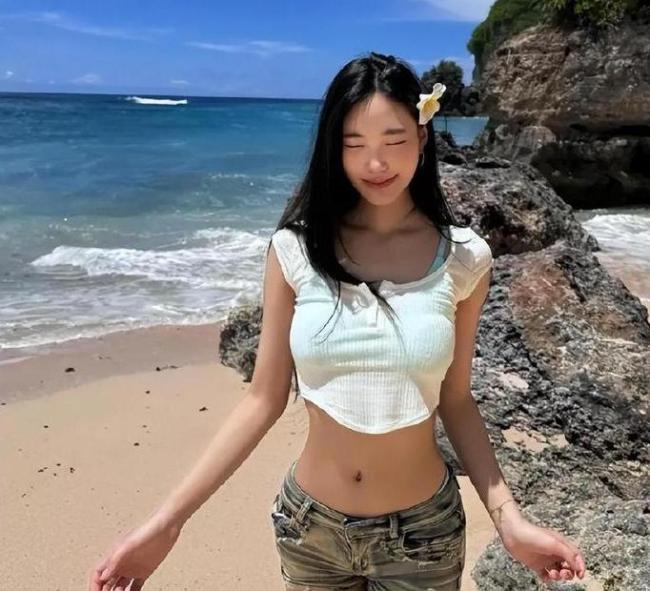 小S二女儿回应是否进演艺圈 14岁少女的追梦宣言